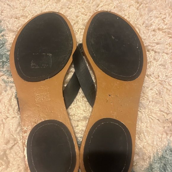 Tory Burch flip flops - Picture 2 of 3